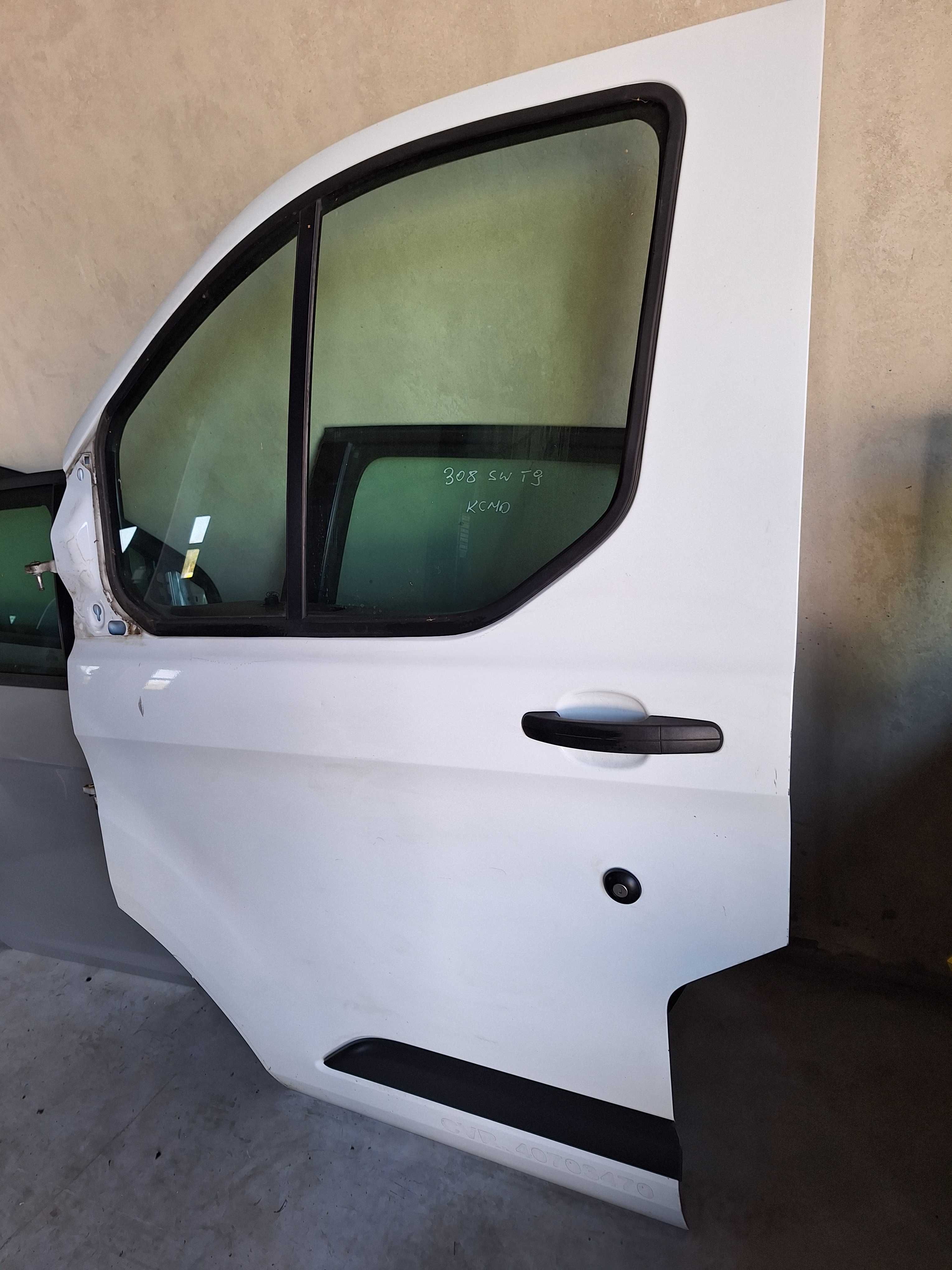Drzwi przednie lewe Ford Transit Custom 14-19r eu