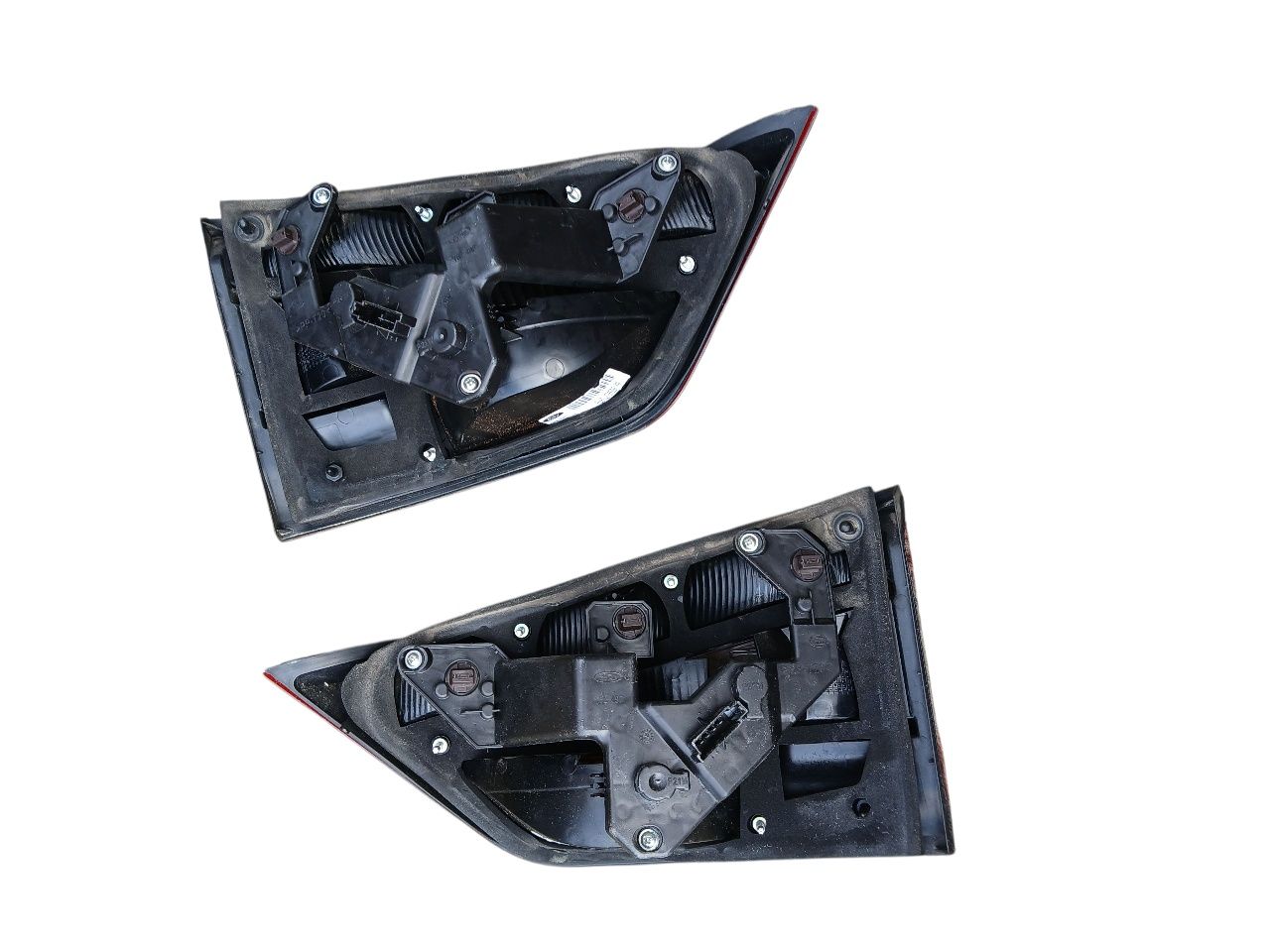 Lampa tył tylna prawa lewa w klapę Ford Galaxy MK3 Oryginalna