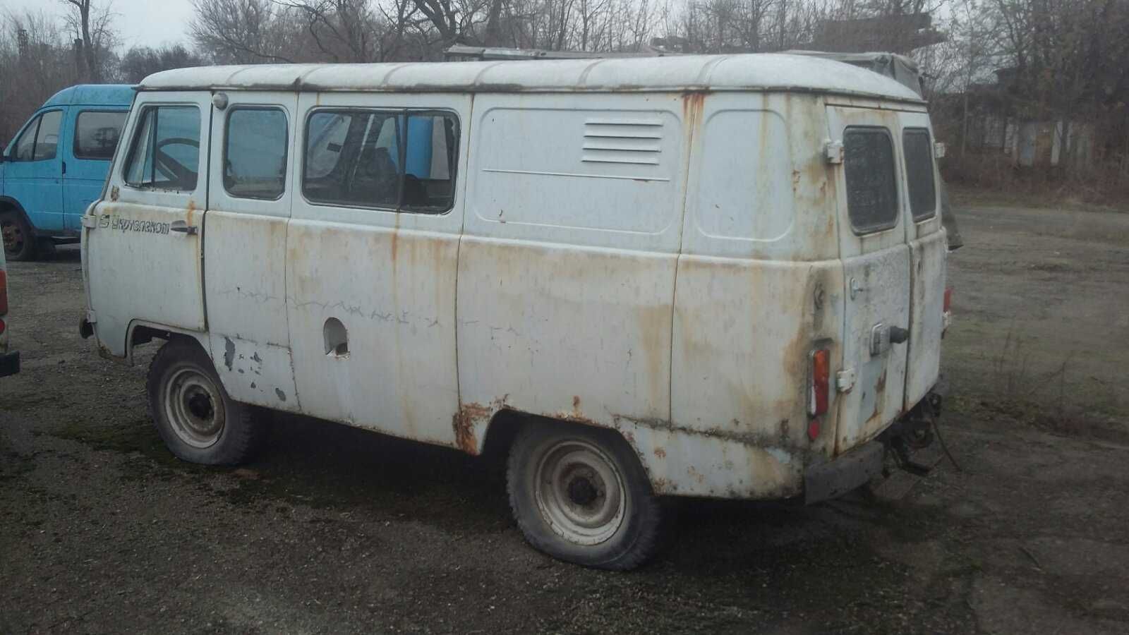 Продам УАЗ 3909 УАЗ 2206 Буханки ЗАПЧАСТІ