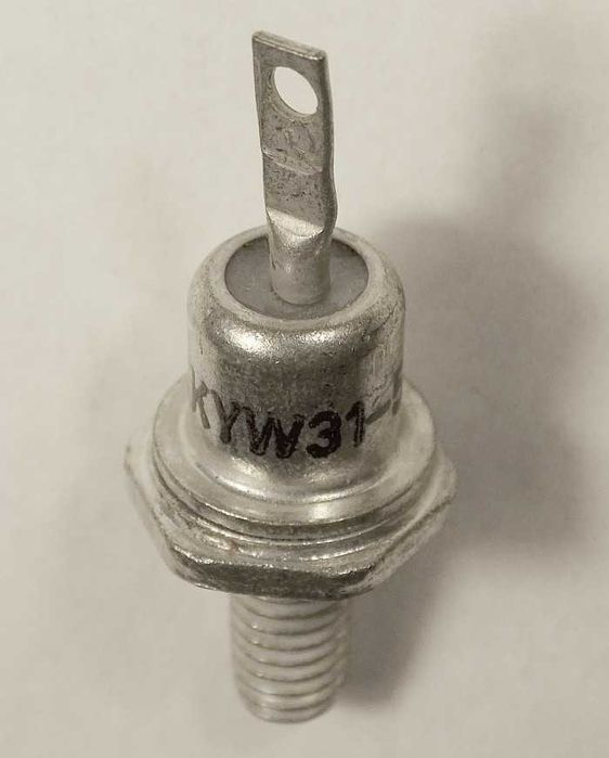 Ultraszybka dioda prostownicza mocy KWY31-50, 25 A / 50 V / 100 ns