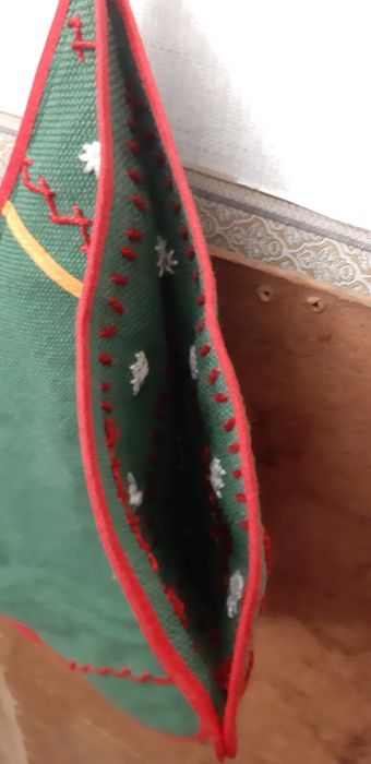 Різдвяний чобіток під ялинку.