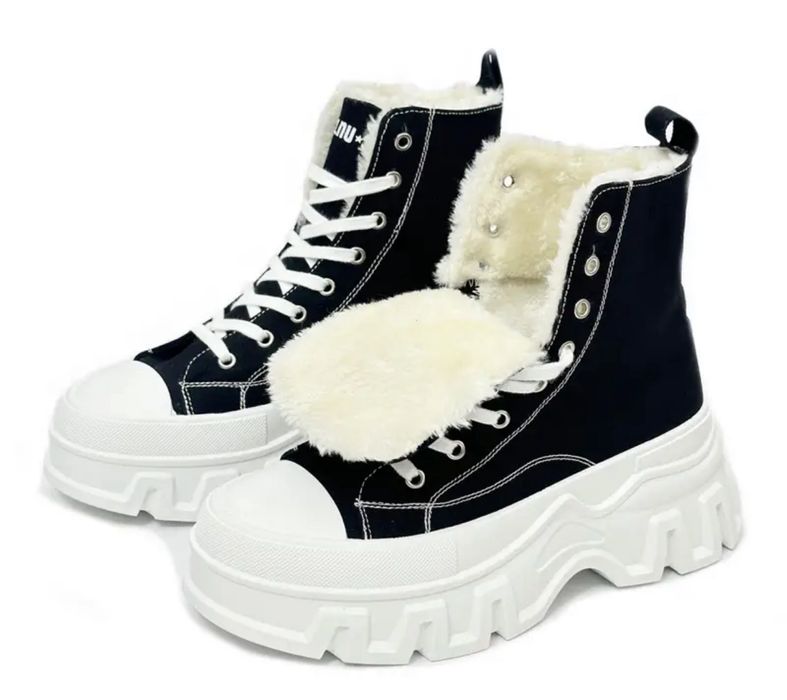 Теплые зимние кеды по типу Converse конверсы черно белые мех