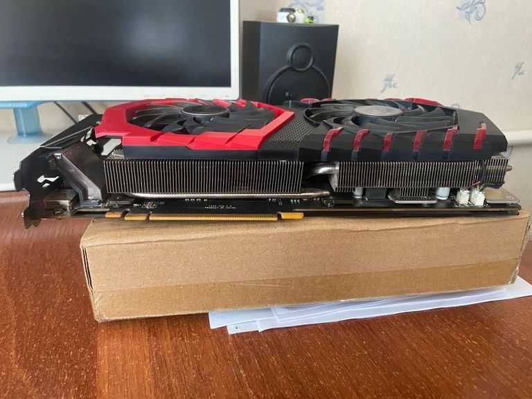 Видеокарта GTX 1080 TI