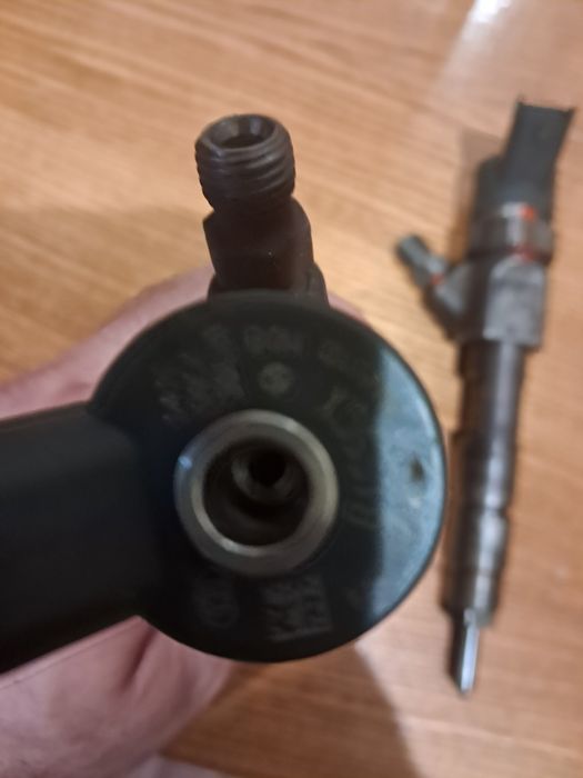 Форсунки Опель Виваро 1.9