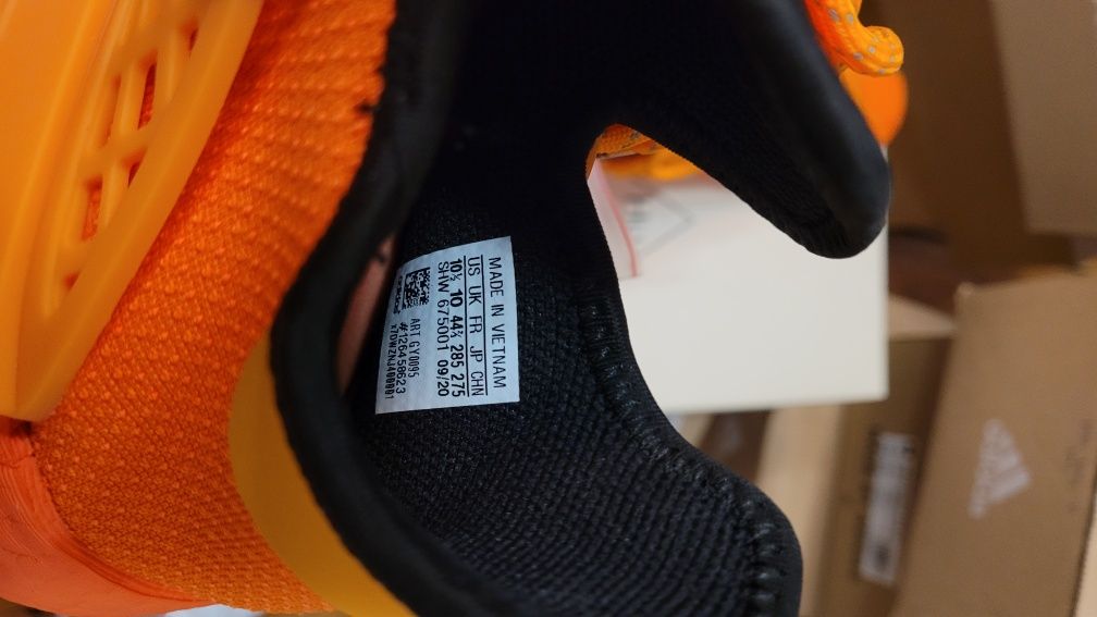 Adidas NMD HU Pharrell Orange rozmiar 44 2/3 10,5US