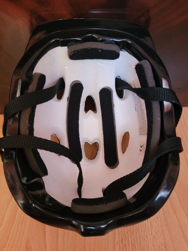 Шлем захисний  1