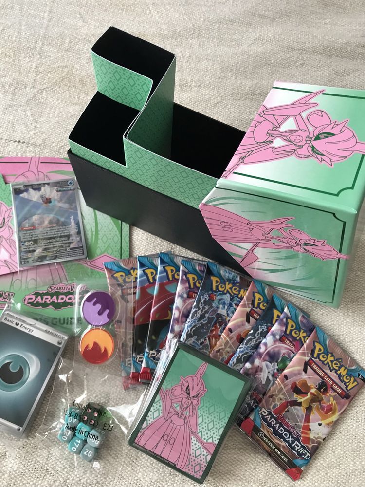 Pokémon TCG: Scarlet & Violet Paradox Rift Elite Trainer Box