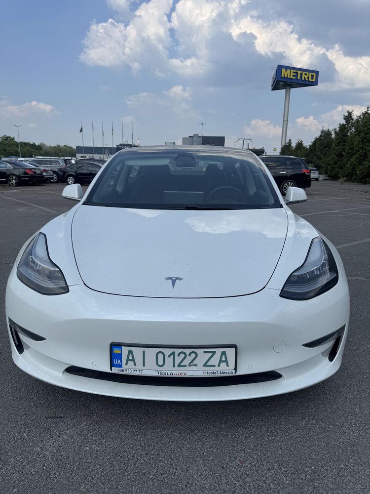 Продам TESLA Model 3 2020