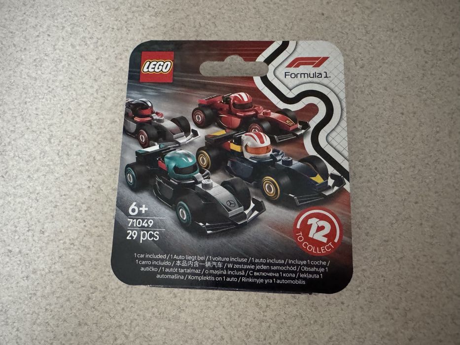 Конструктор LEGO Minifigures автомобіль F1 rd20 mercedes