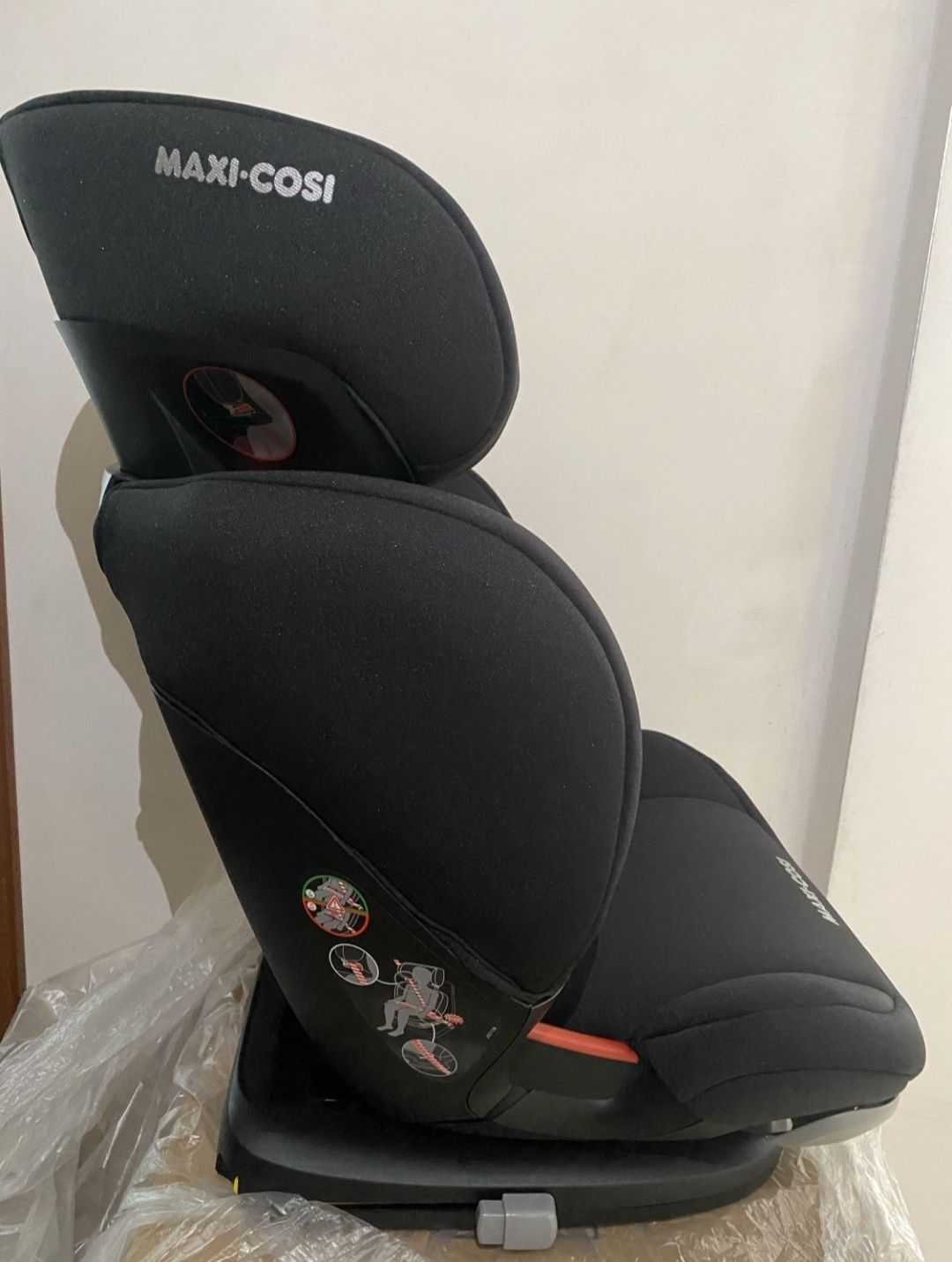 Автокрісло Maxi-Cosi RodiFix Air Protect від 3,5 до 12 років (15-36 кг