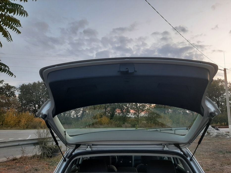 GOLF 5 1.6 MPI 2006 рік