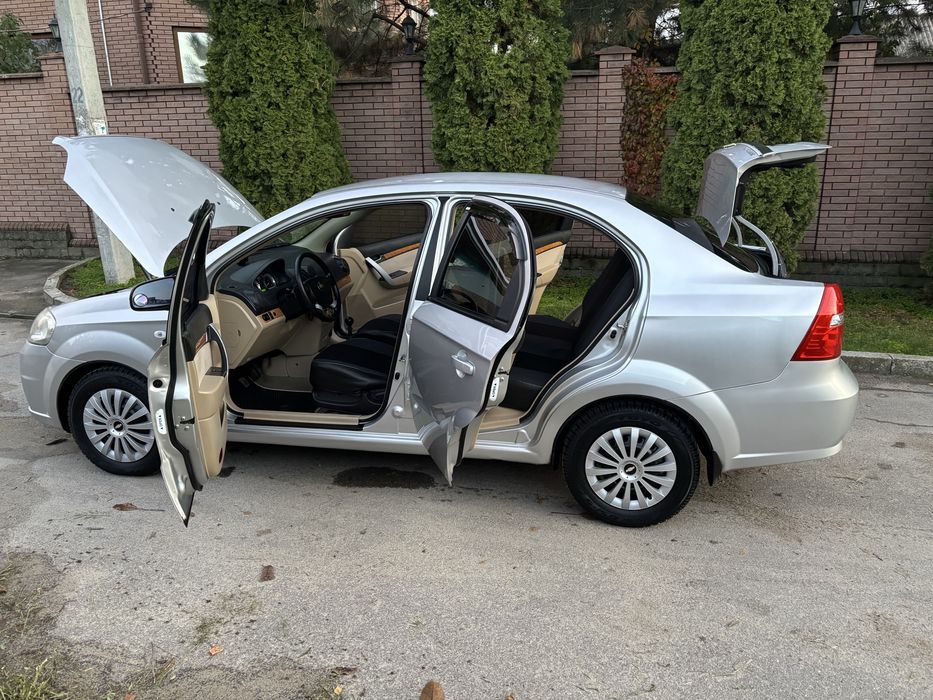 Chevrolet Aveo 1.6, gaz/benzin в отличнейшем состоянии!