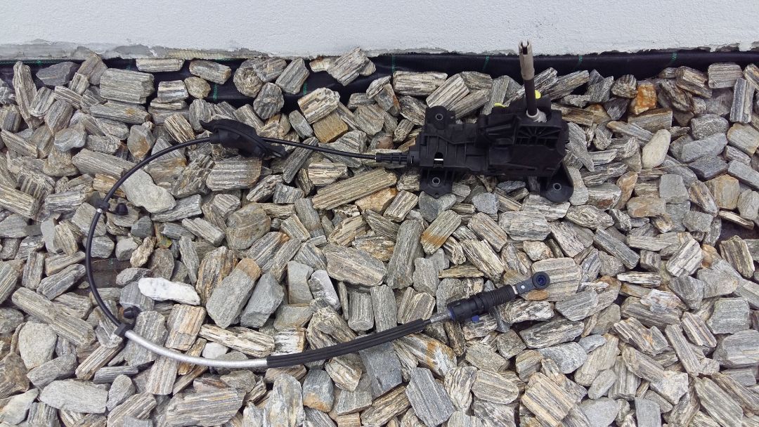Wybierak lewarek biegów BMW 2 F45 F46 14- X1 F48 2516-8666166