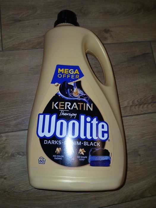 Woolite black płyn do prania 3.6L