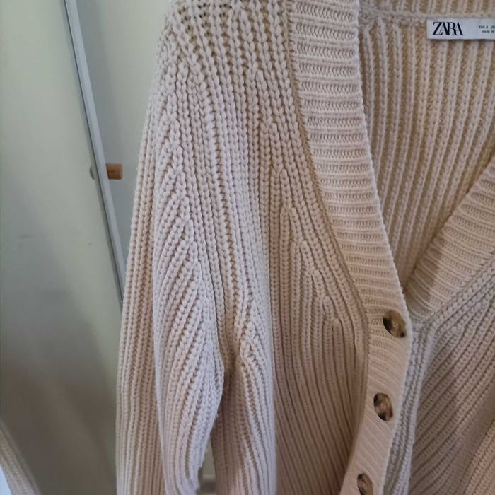 Zara sweter kardigan ecru S