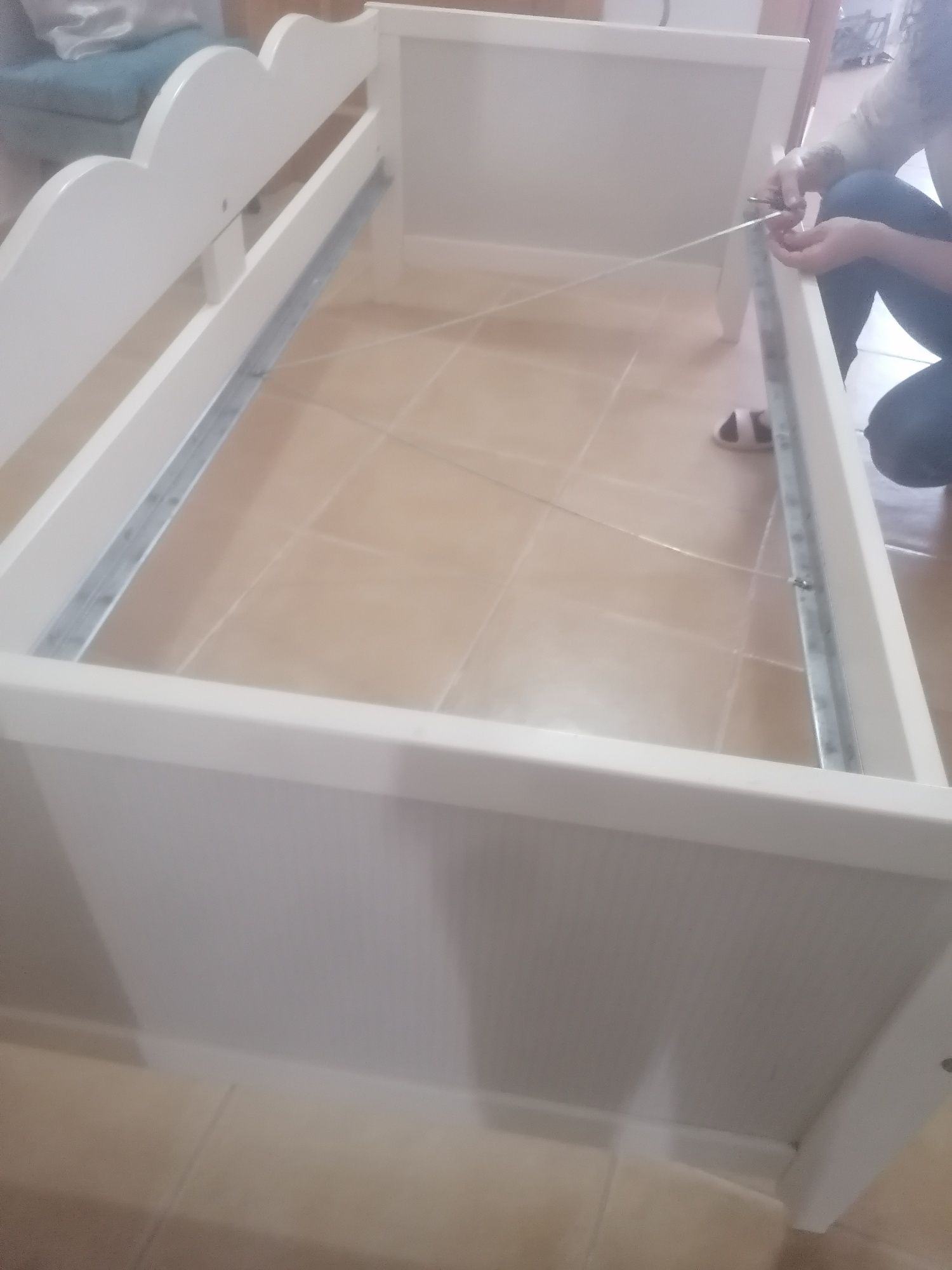 Cama e colchão de criança ikea