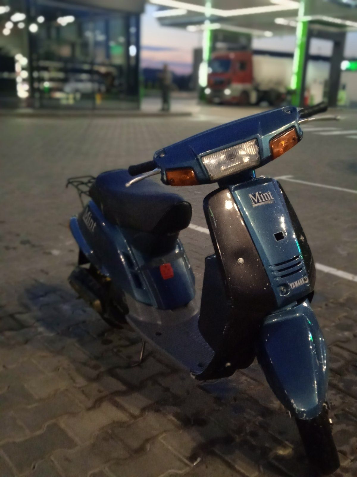 Продам скутер Yamaha mint