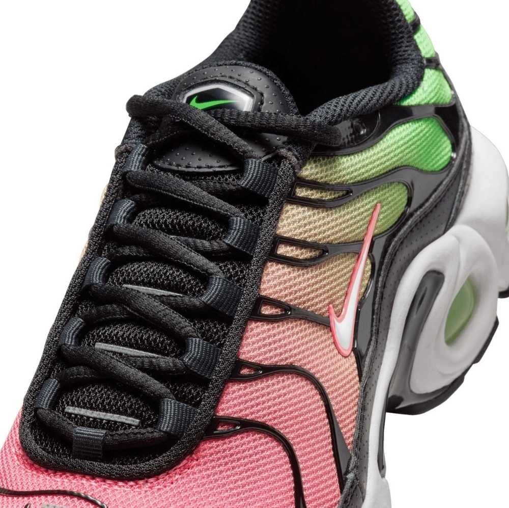 Buty młodzieżowe sportowe Nike Air Max Plus GS: różne rozmiary