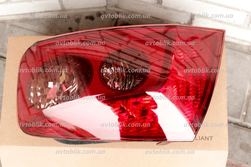 Задний фонарь Peugeot 107, 207, 208, 301, 307, 308, 407, 508