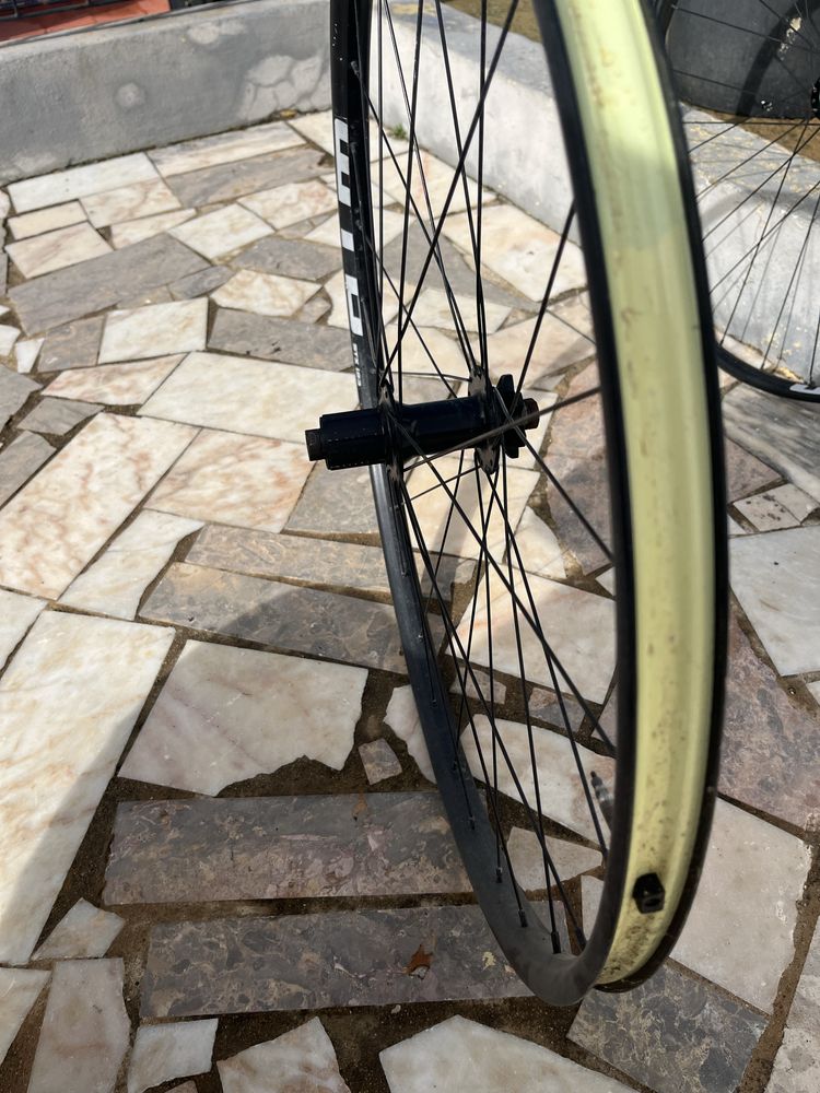 Vendo rodas para canondele lefty