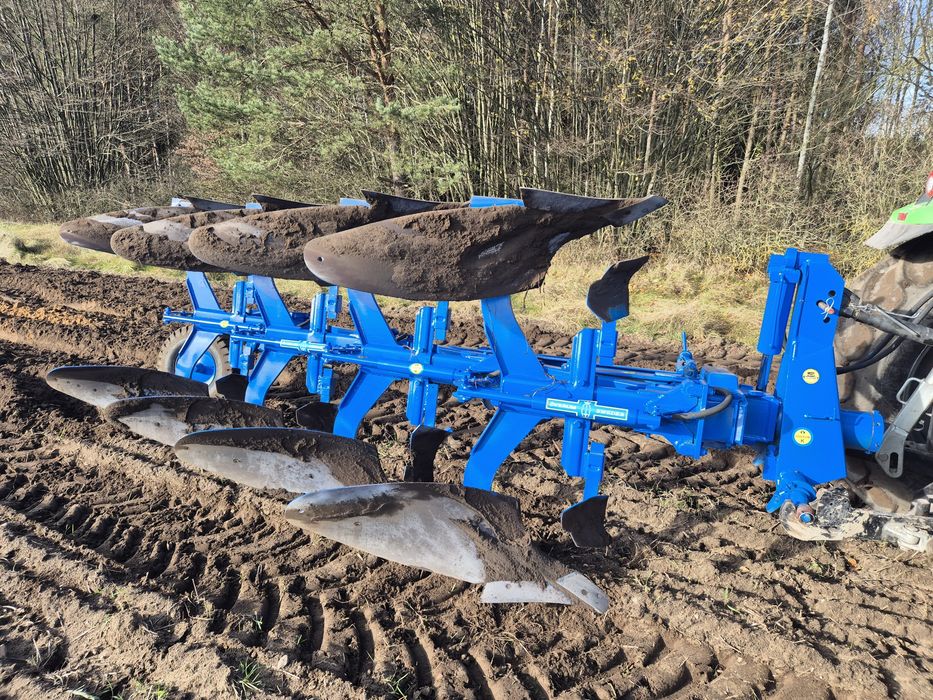 Pług 4 skibowy Obrotowy Overum Na Hydraulice!! Okazja!! Pięknie orze!!