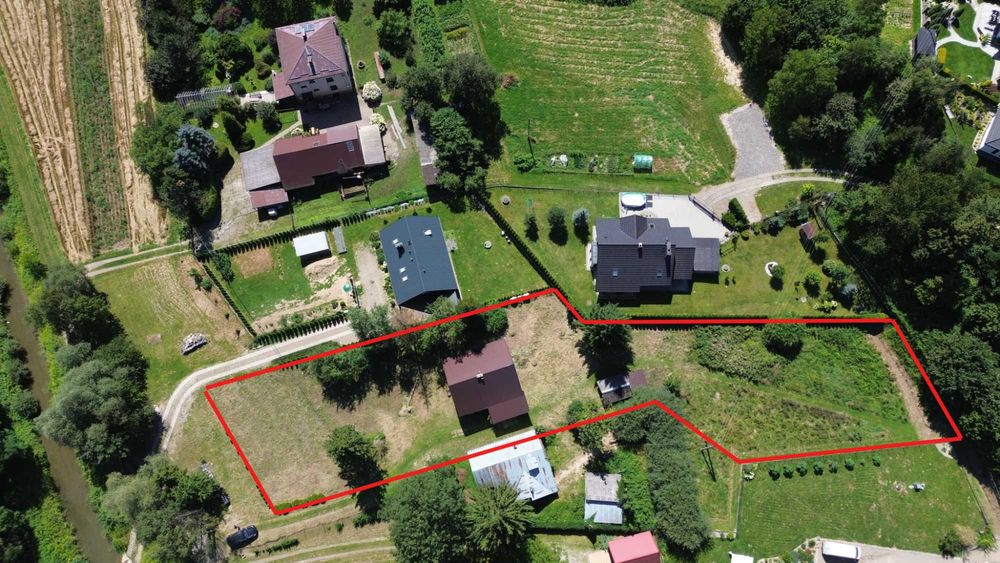 Dom w Nowym Sączu przy ul. Lwowskiej . Działka 23,71 ar za 450.000zł