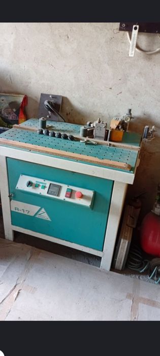 Кромкооблицювальний станок R-17