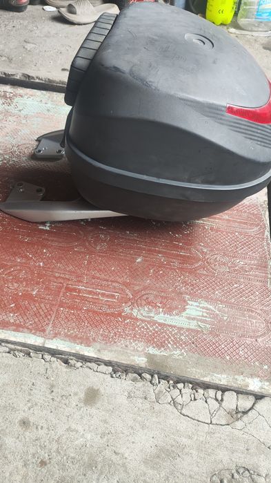 Продам кофр з багажником