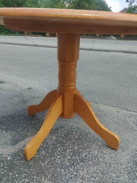 Stół okrągły drewniany