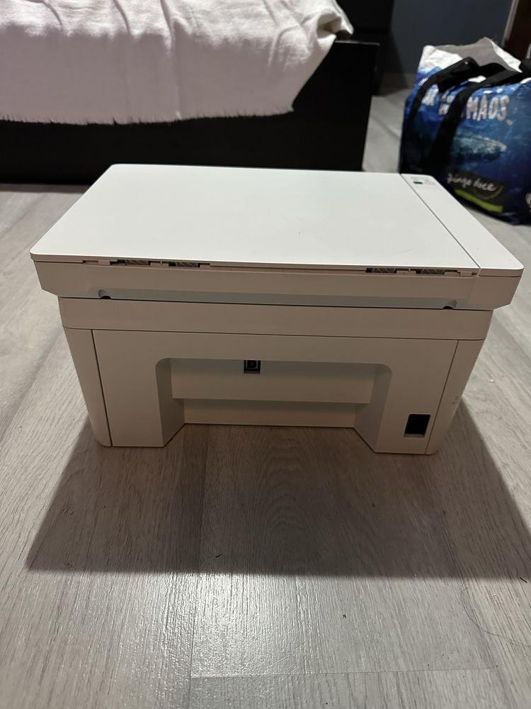 Impressora HP Laserjet MFP M28a