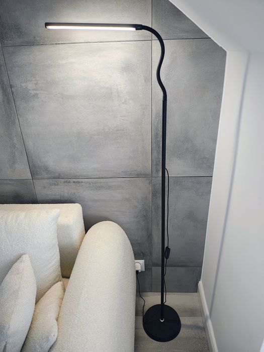 Nowoczesna lampa stojąca podłogowa LED NOWA