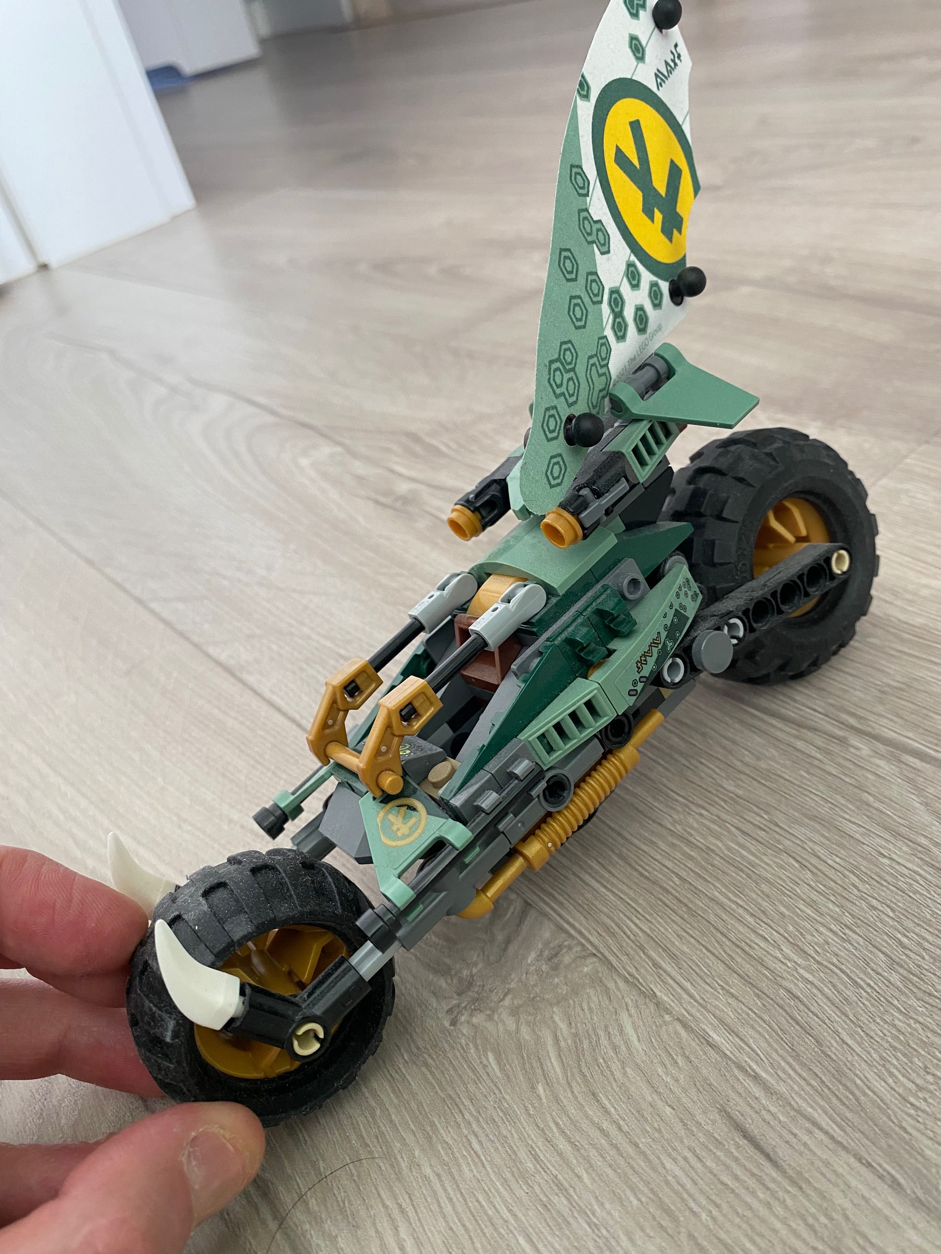 Lego Ninjago pojazdy