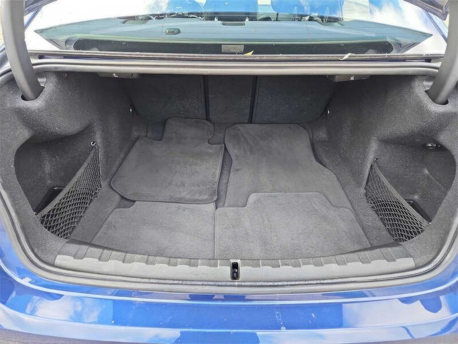 BMW 3 Series      2020