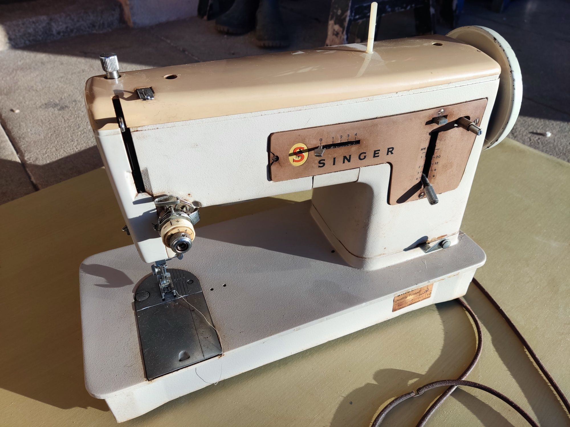 Máquina costura antiga singer
