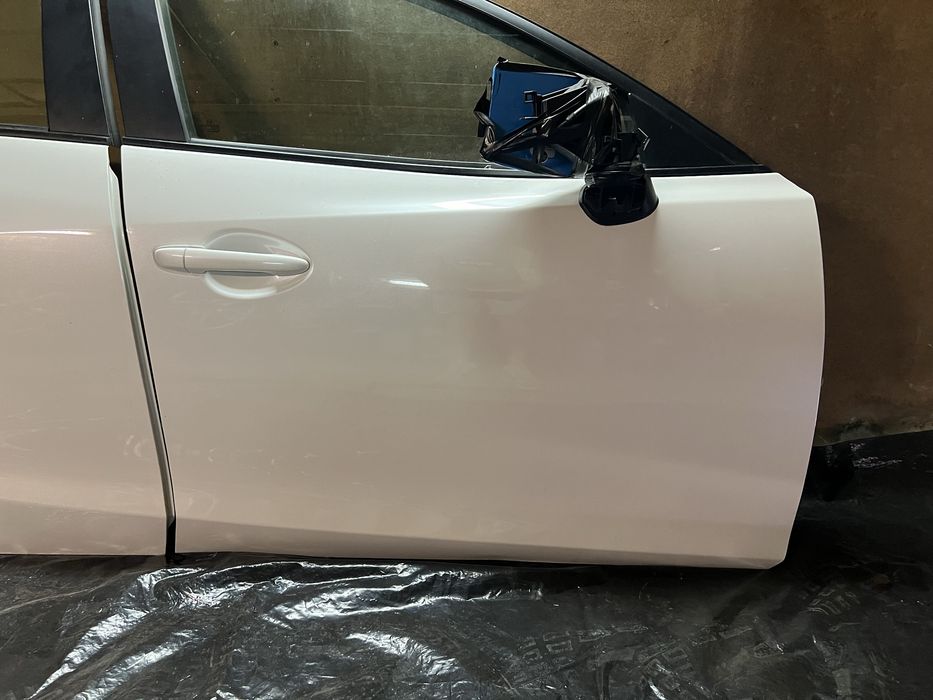 Двері дверь Mazda 3 BN BM 25d