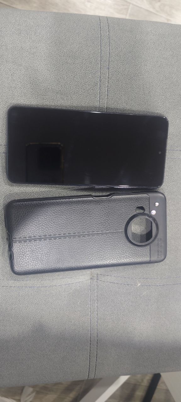 Xiaomi mi 10T lite ,в хорошем состоянии  6+2/ 128 Гб памяти