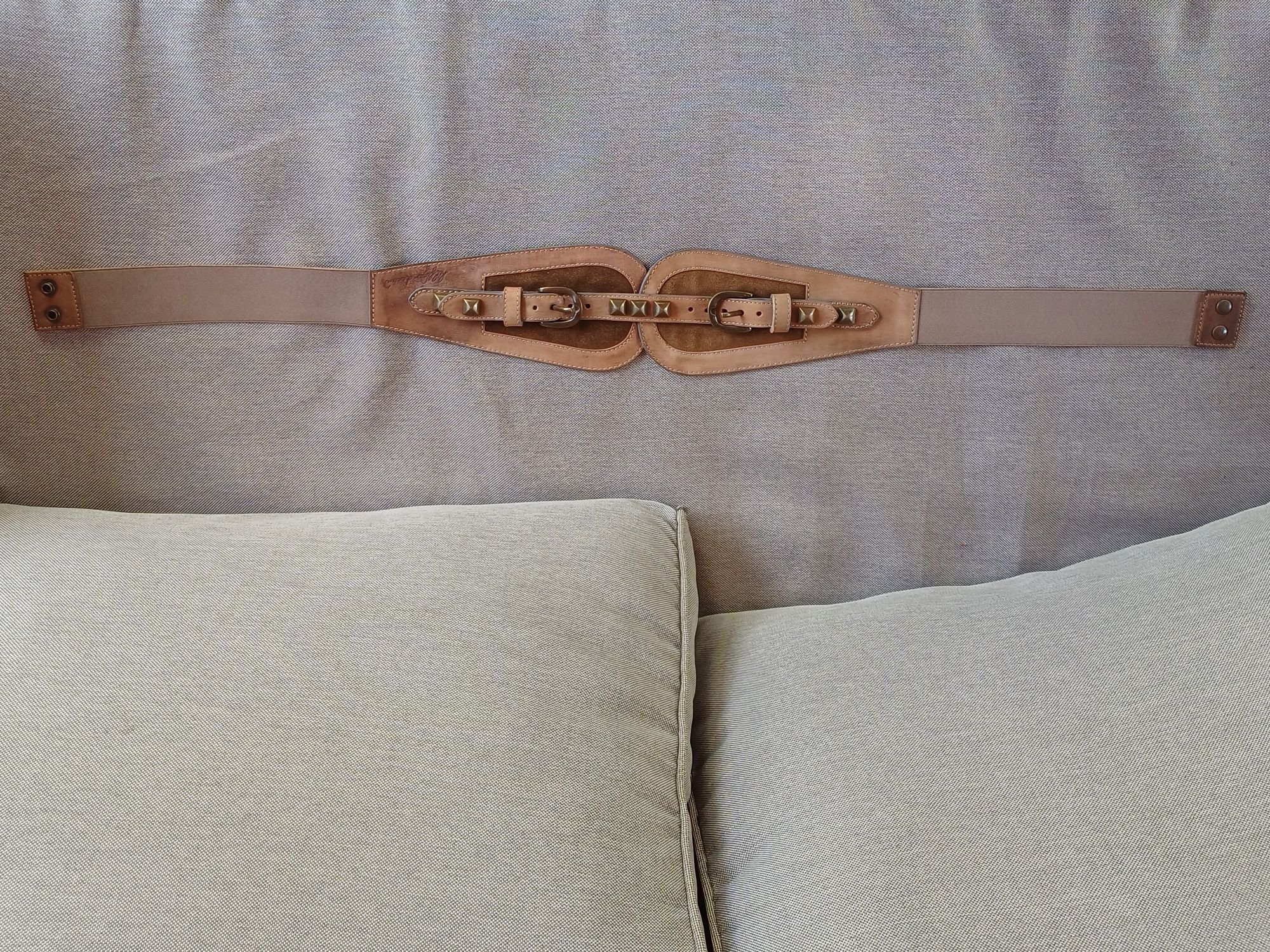 Pasek Hilfiger zamszowy gumowy 80cm