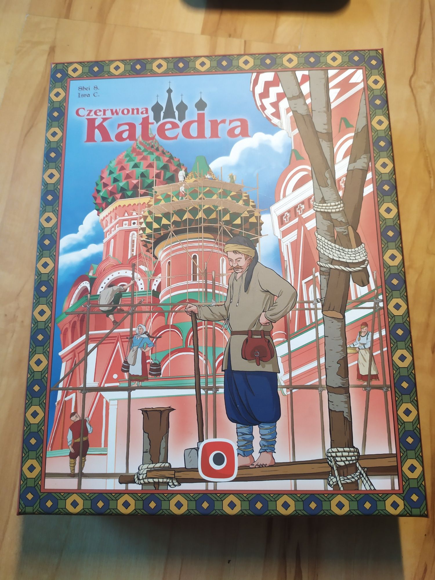 Gra Czerwona Katedra + drewniany insert (PL)