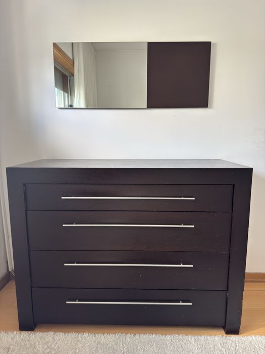 Comoda Alfaiate Interiores 4 gavetas