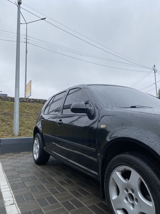 Golf 4 1999 року випуску