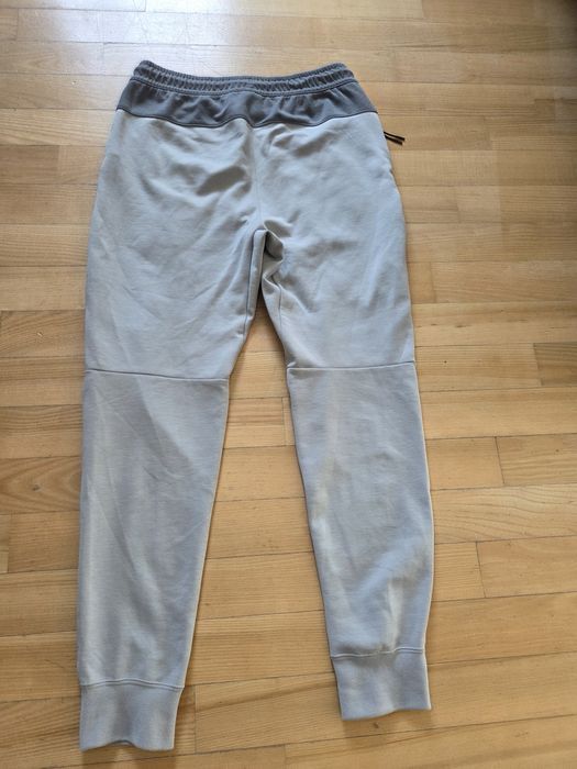Dresy Nike Tech Fleece XS spodnie dresowe