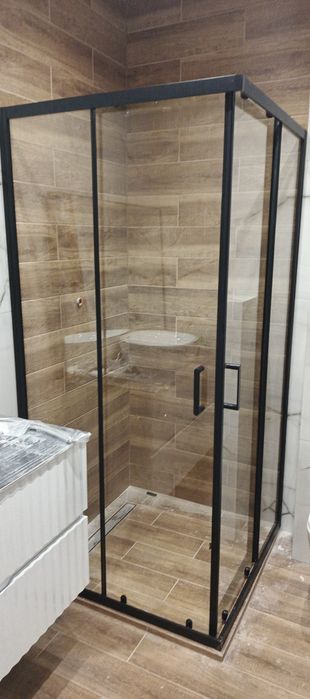 Ремонт квартир,будинків, укладання плитки.