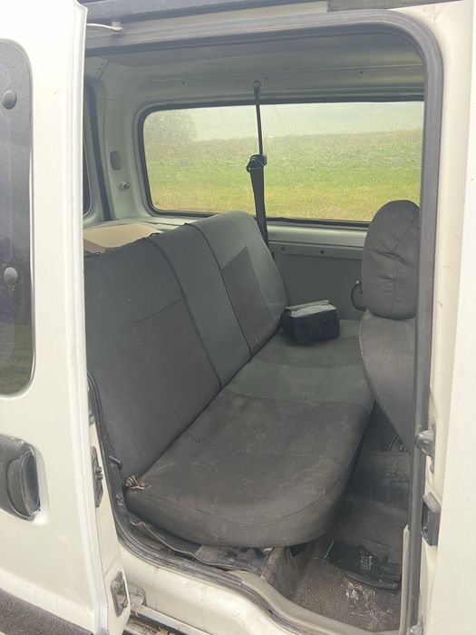 Renault Kangoo Пасажир 1.4 Газ/Бензин