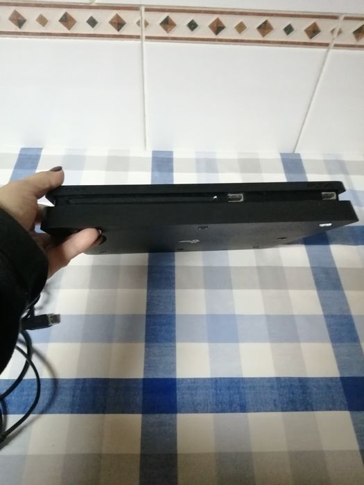 PS4 em muito bom estado