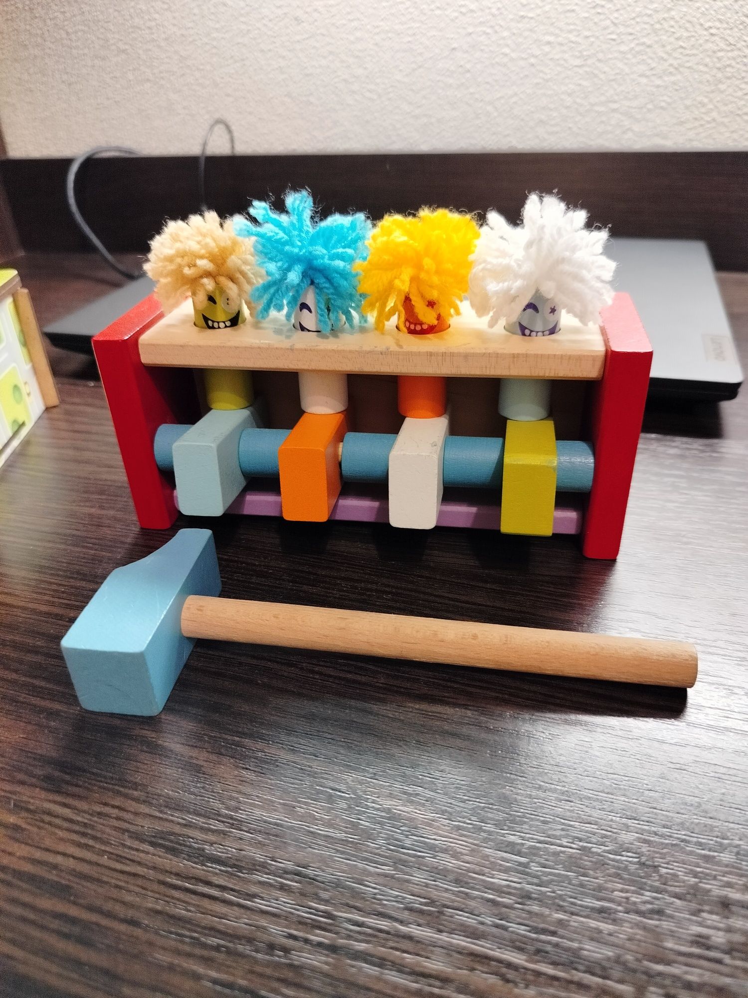 Іграшки розвиваючі дерев'яні Cubika