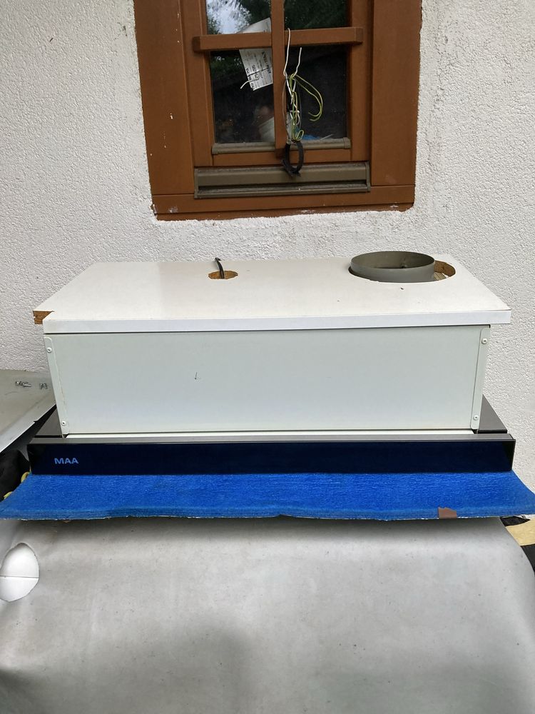 Okap podszafkowy MAAN 60cm