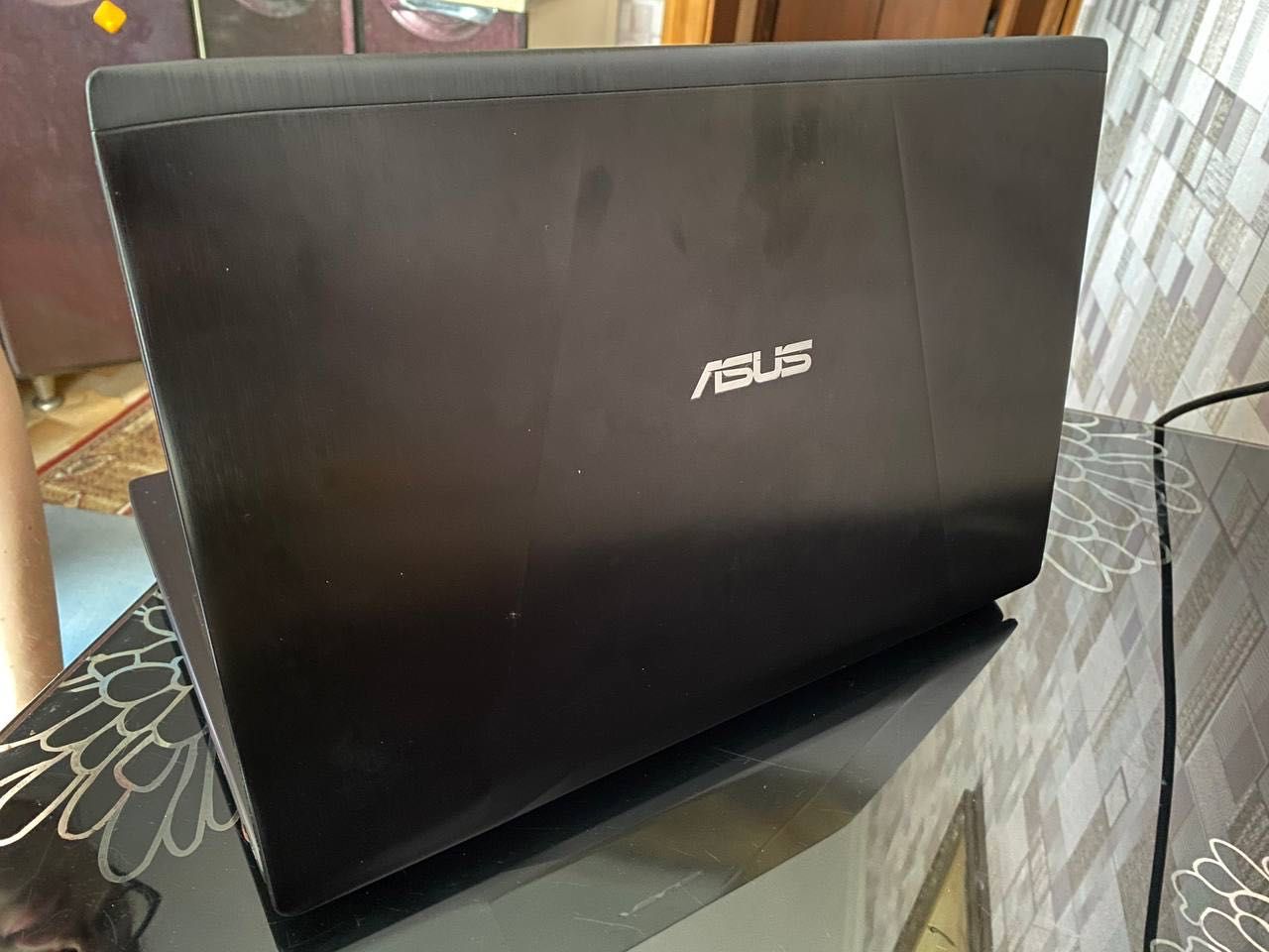 Стан нового! Ігровий Asus FX553VE 15.6" i5-7300HQ GTX 1050 Ti