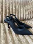 чорні класичні туфлі Slingback