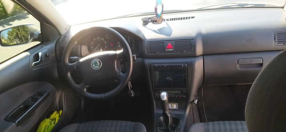 Шкода октавія тур 4х4 універсал 2006