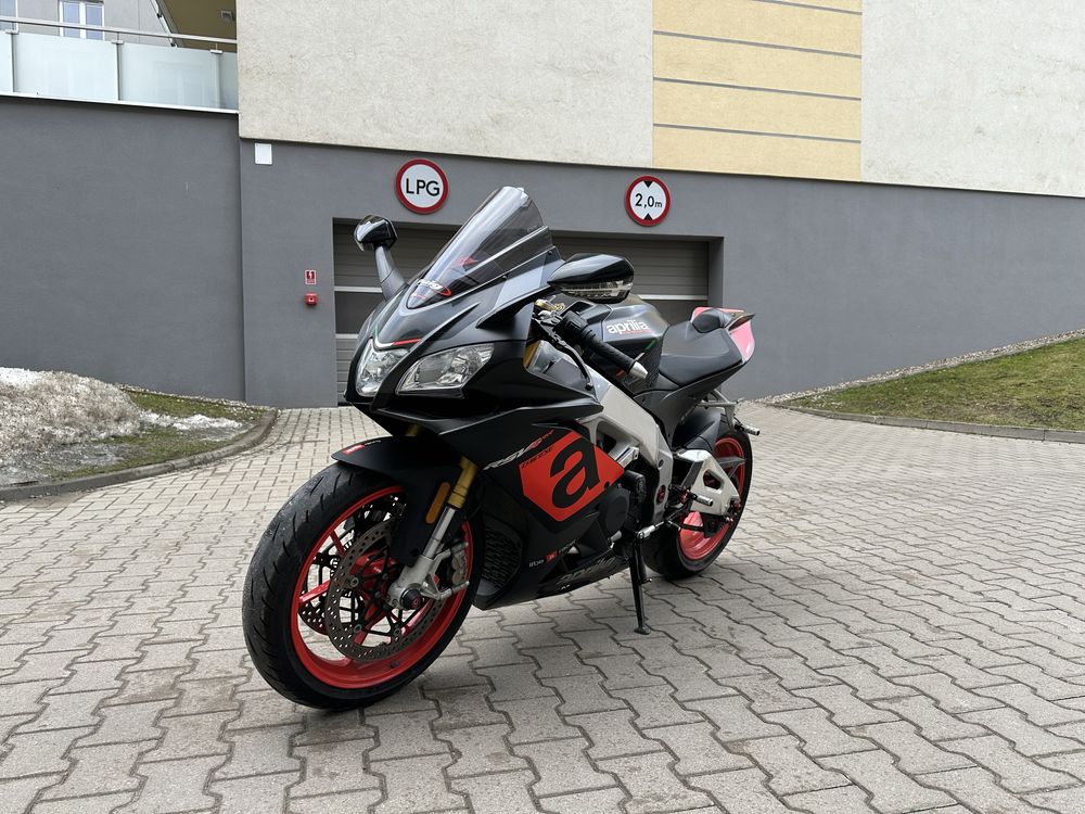 Aprilia RSV4 1000 rr, zamiana na auto